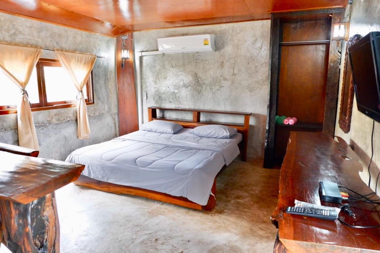 Ban Huai Maenam Noi Chokchai Hotel מראה חיצוני תמונה