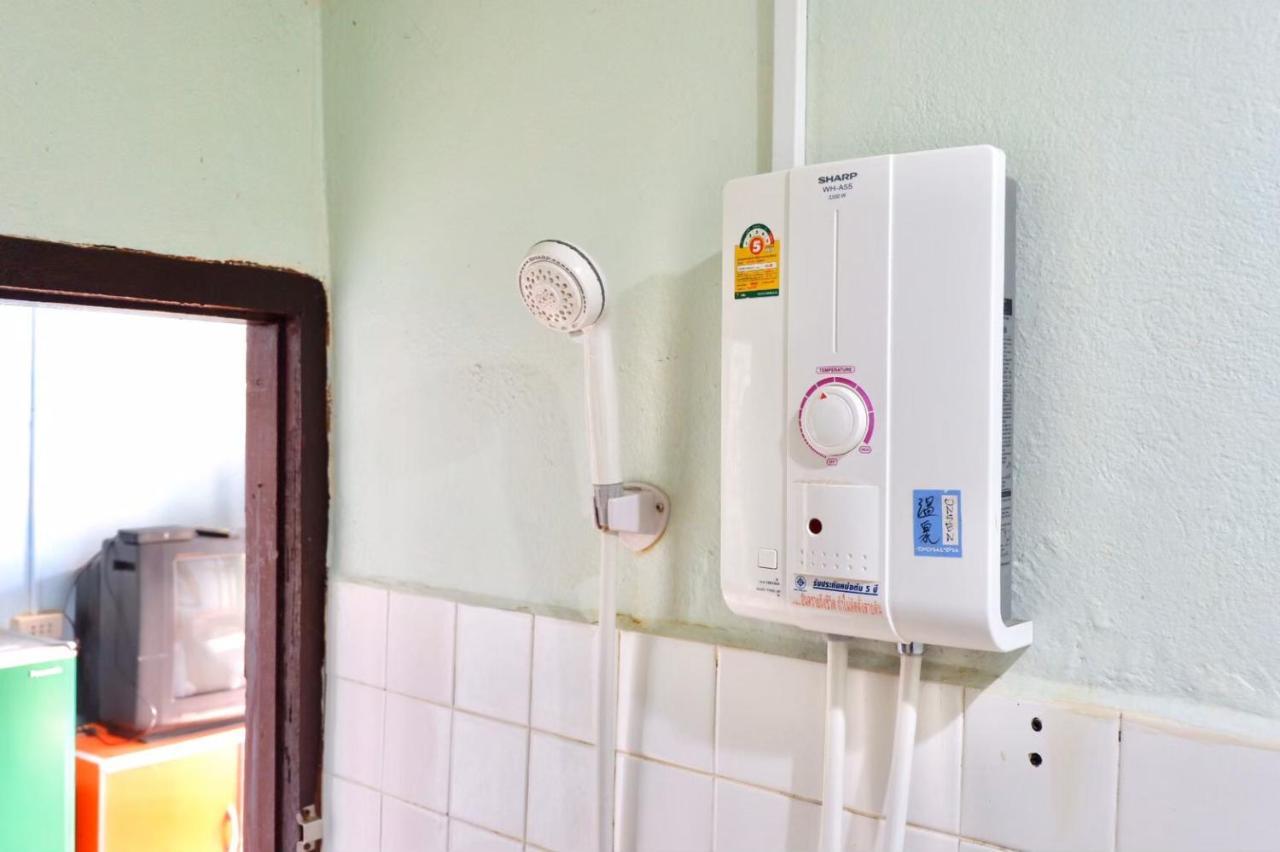 Ban Huai Maenam Noi Chokchai Hotel מראה חיצוני תמונה